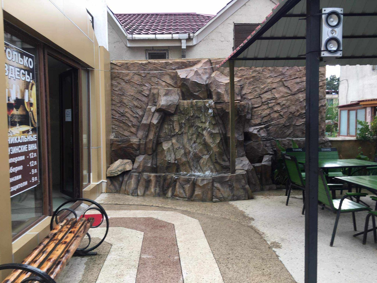 975710ed-e9a5-408b-b991-8f7ae7351871 Hotel for sale