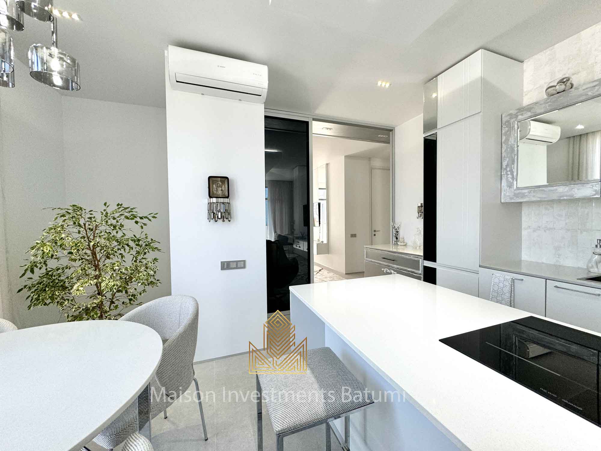 Luxury 2+1 for sale in Intourist Residence