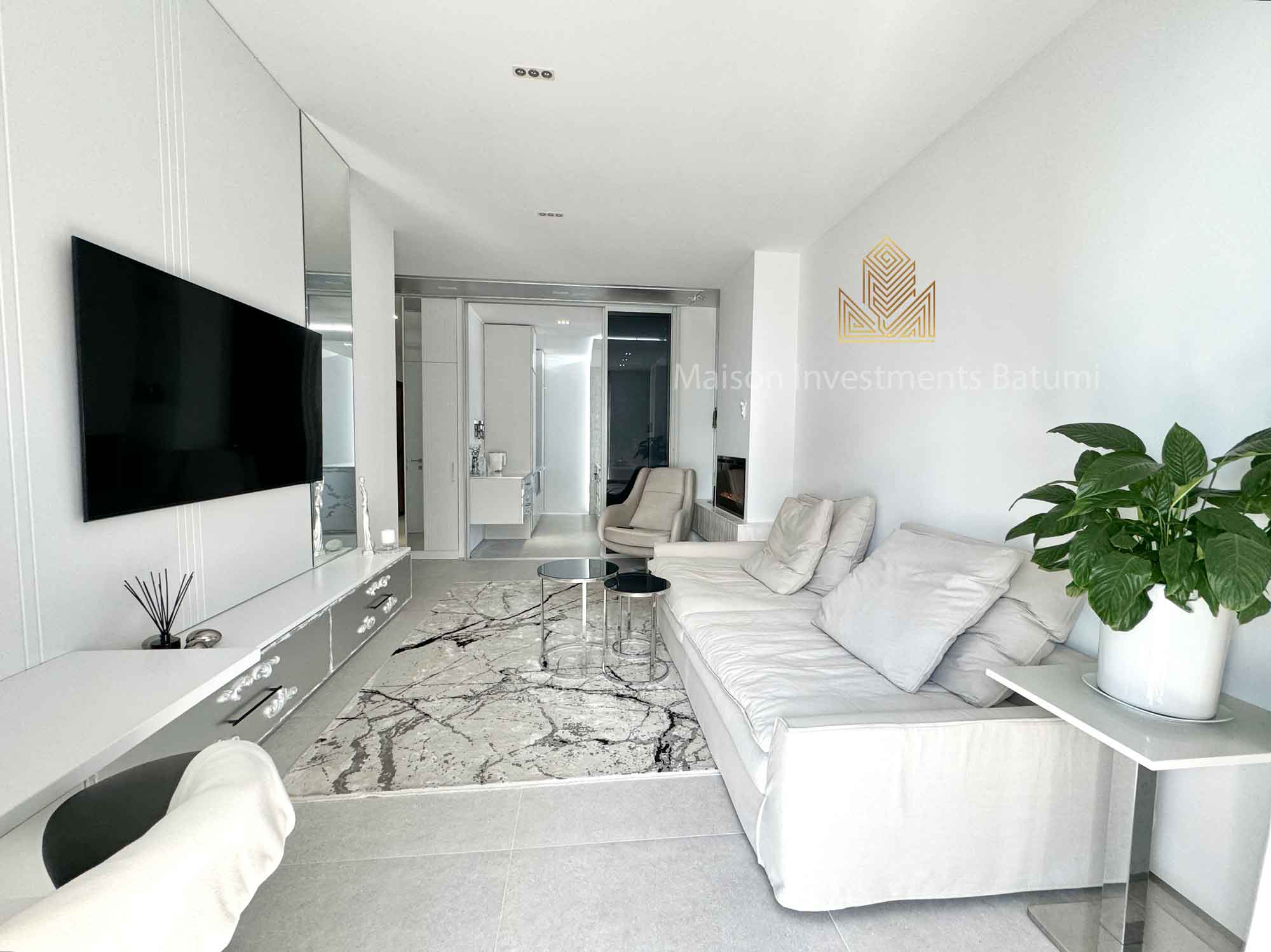 Luxury 2+1 for sale in Intourist Residence