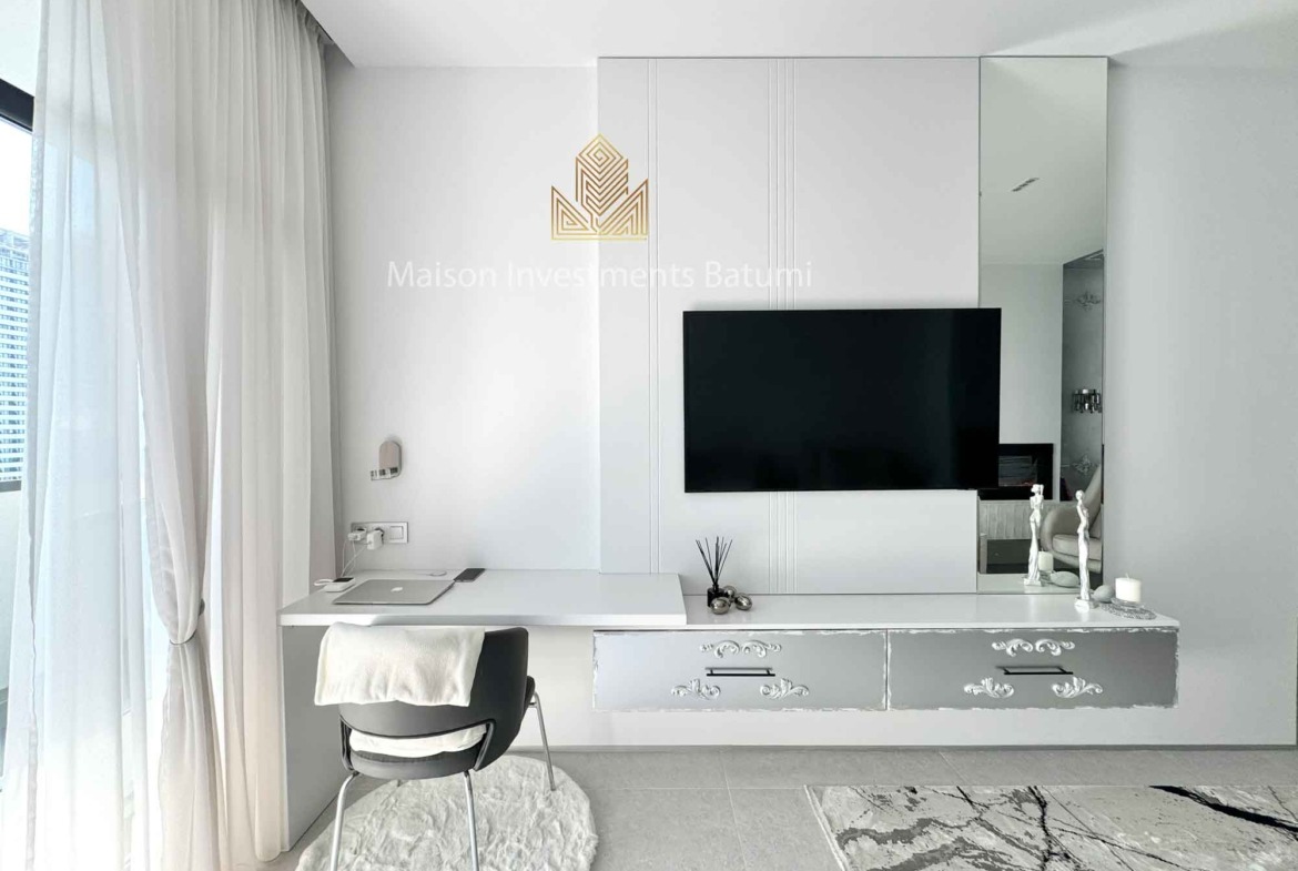 Luxury 2+1 for sale in Intourist Residence