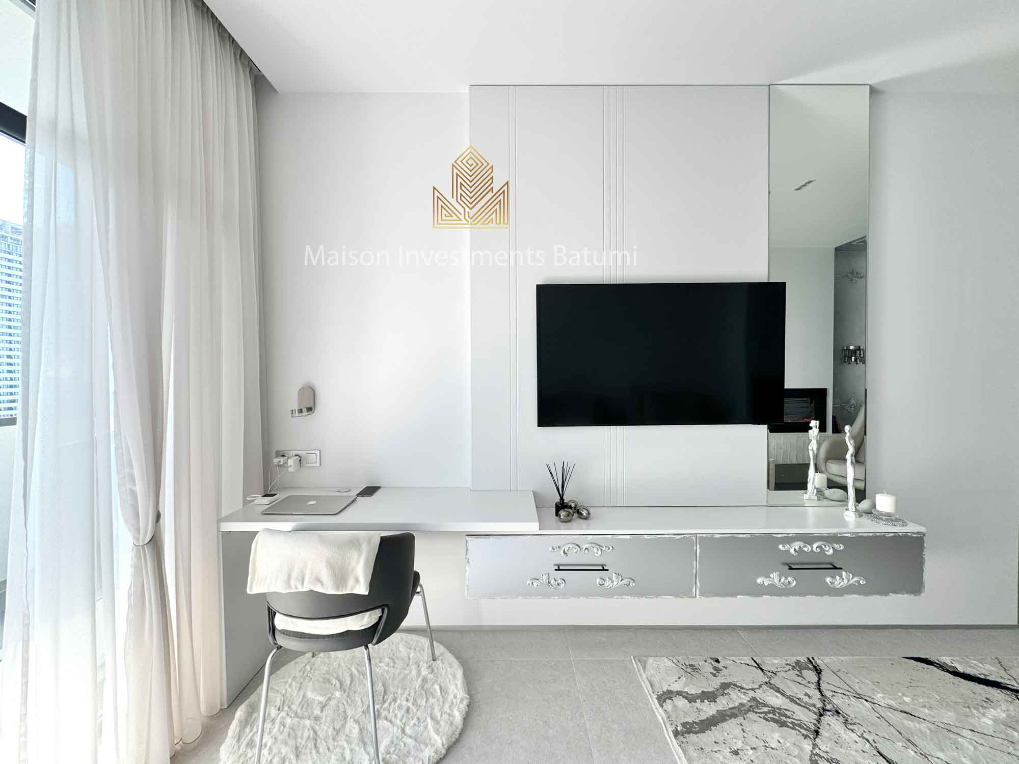 Luxury 2+1 for sale in Intourist Residence