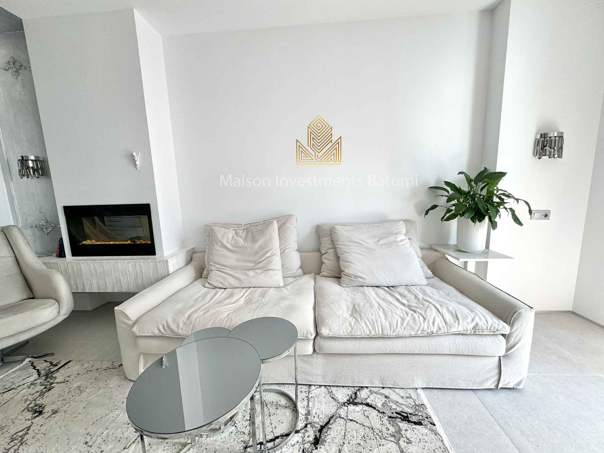 Luxury 2+1 for sale in Intourist Residence