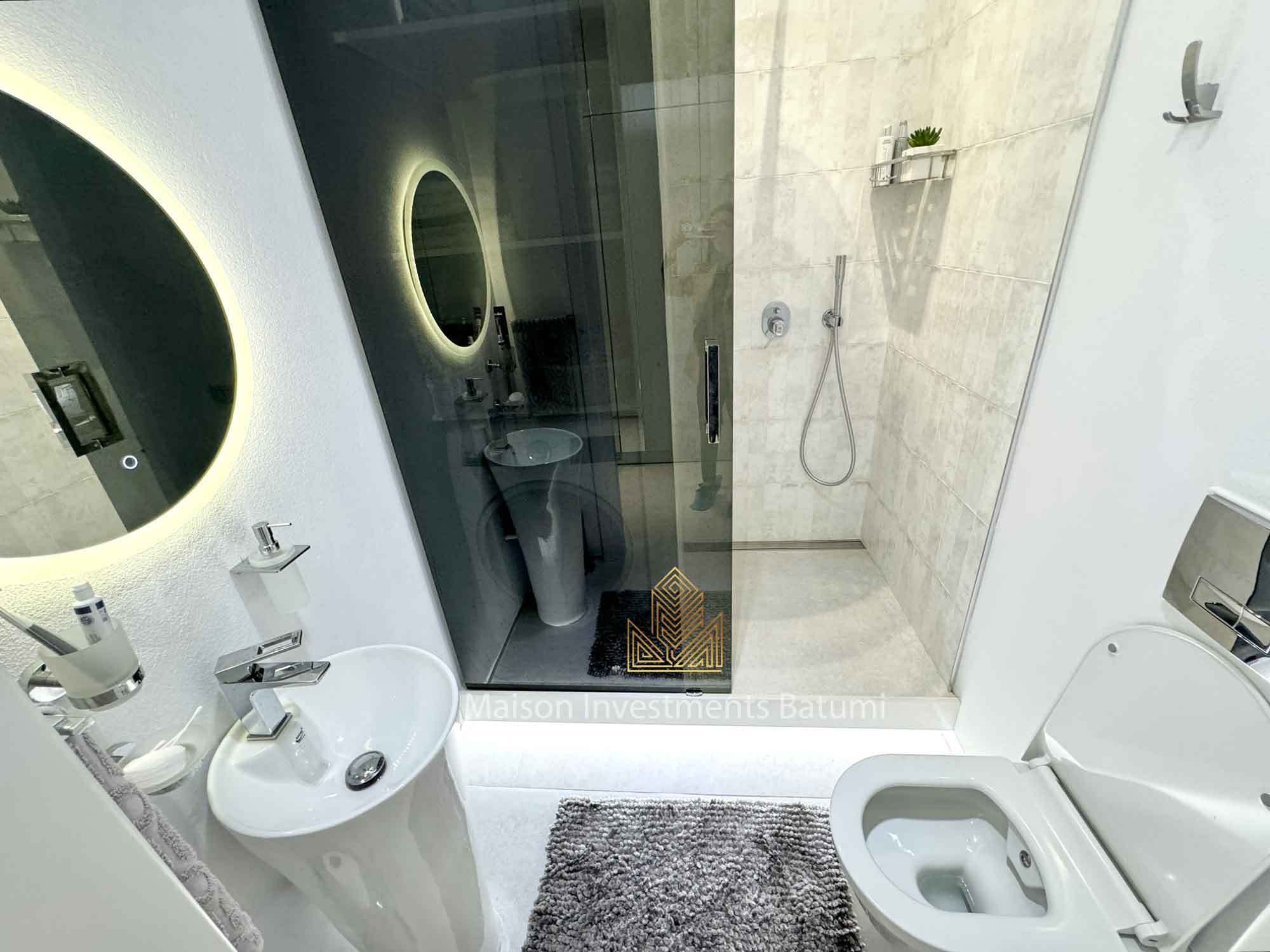 Luxury 2+1 for sale in Intourist Residence
