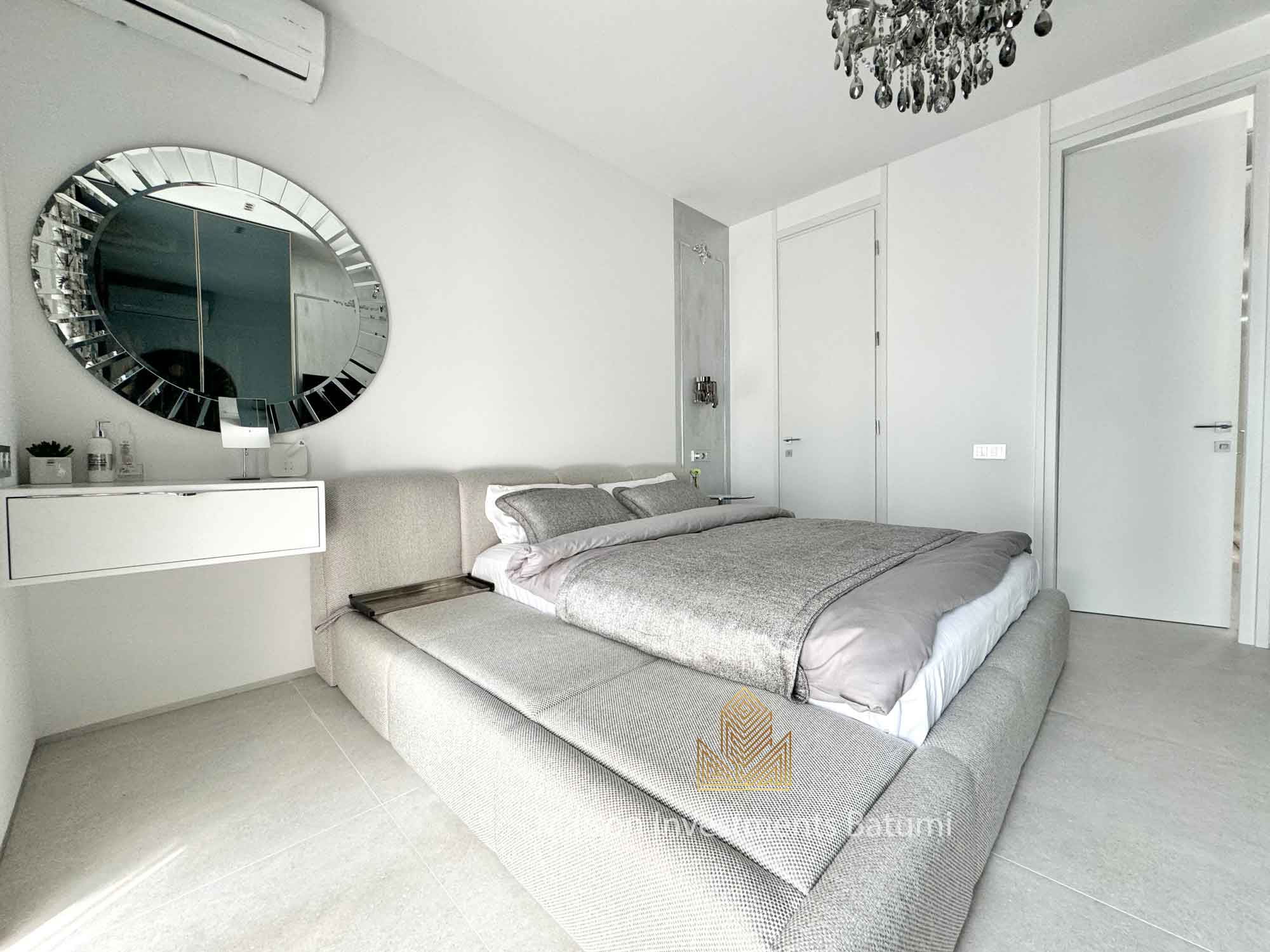 Luxury 2+1 for sale in Intourist Residence