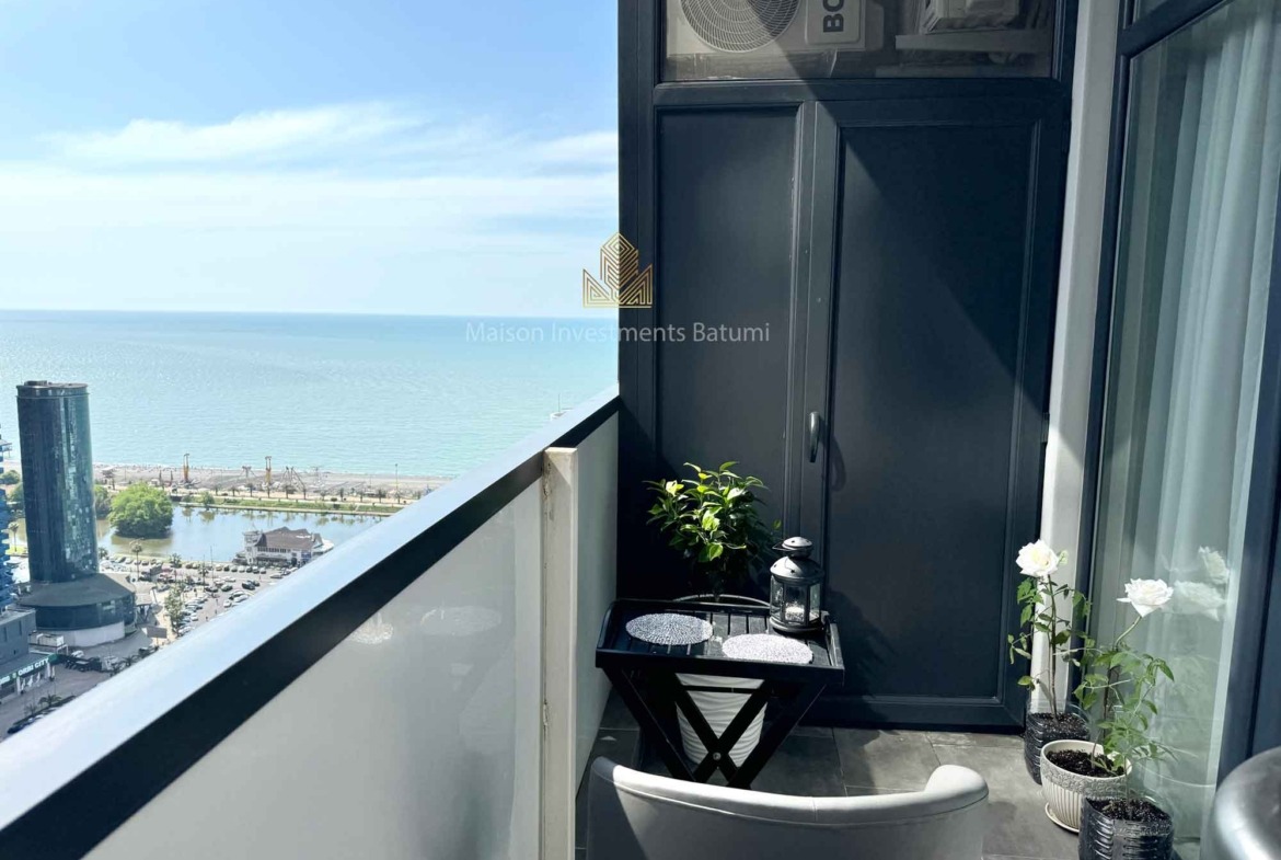 Luxury 2+1 for sale in Intourist Residence