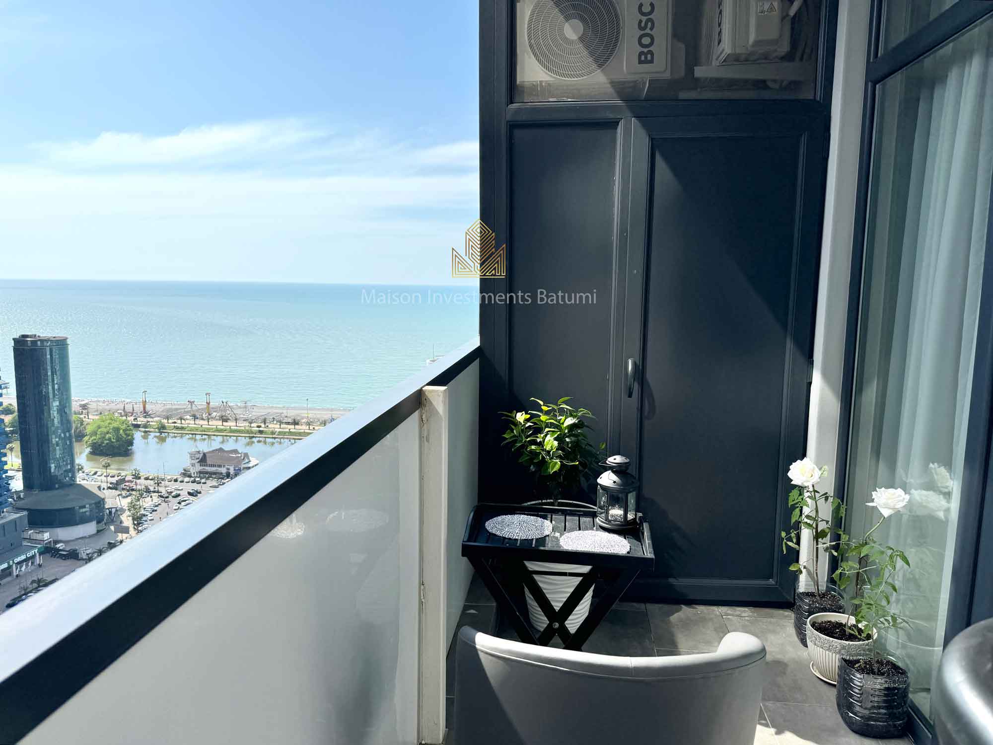 Luxury 2+1 for sale in Intourist Residence