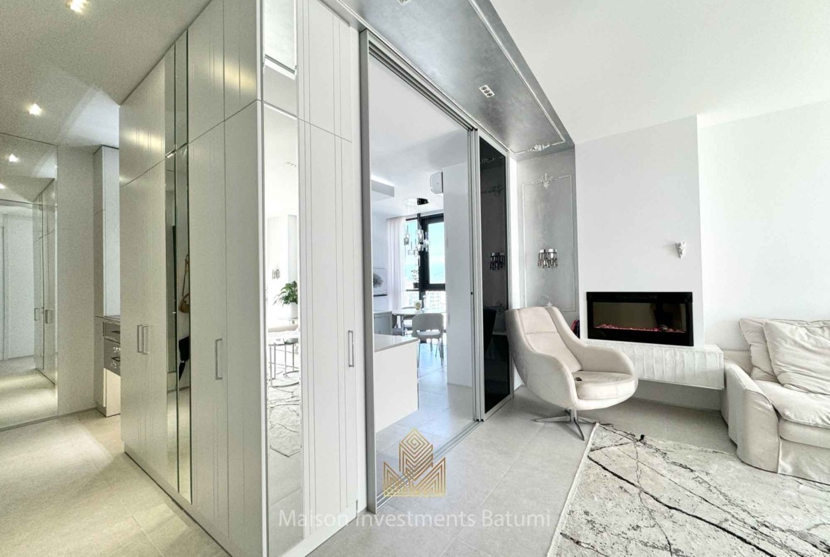 Luxury 2+1 for sale in Intourist Residence