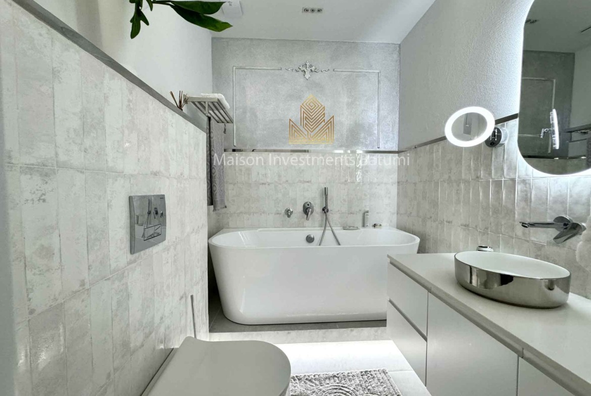 Luxury 2+1 for sale in Intourist Residence