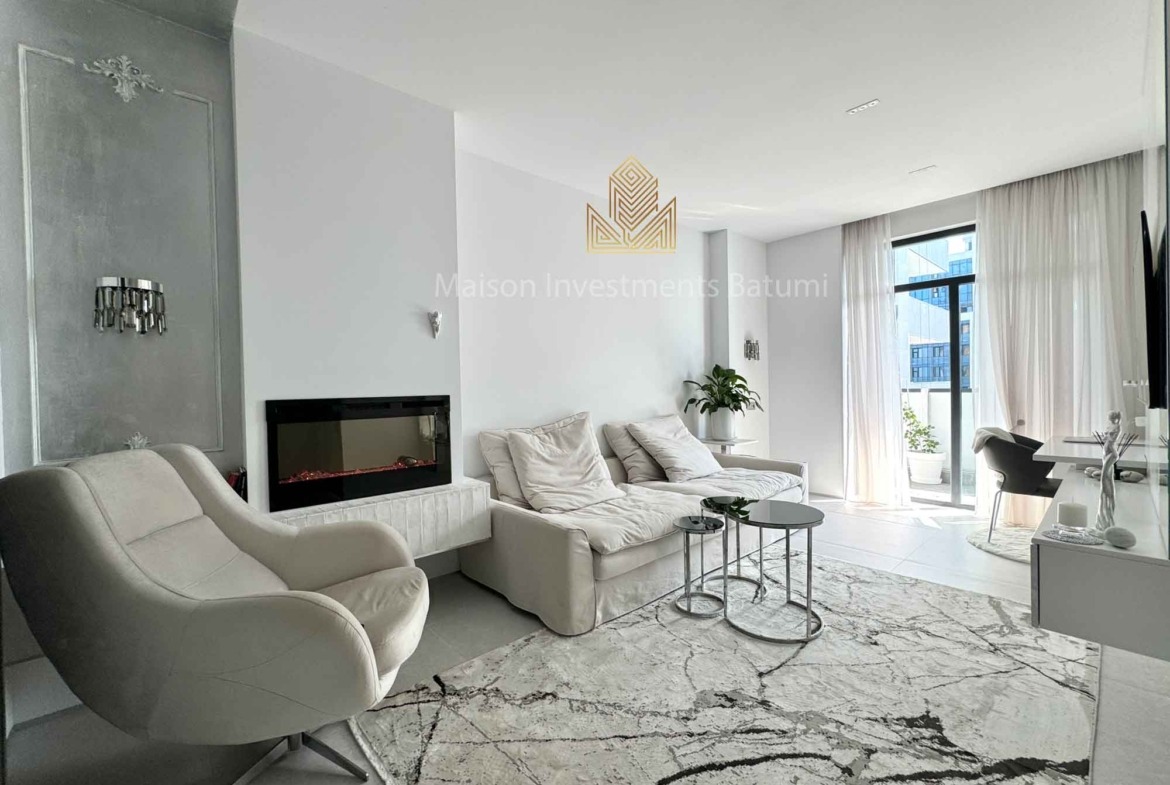 Luxury 2+1 for sale in Intourist Residence
