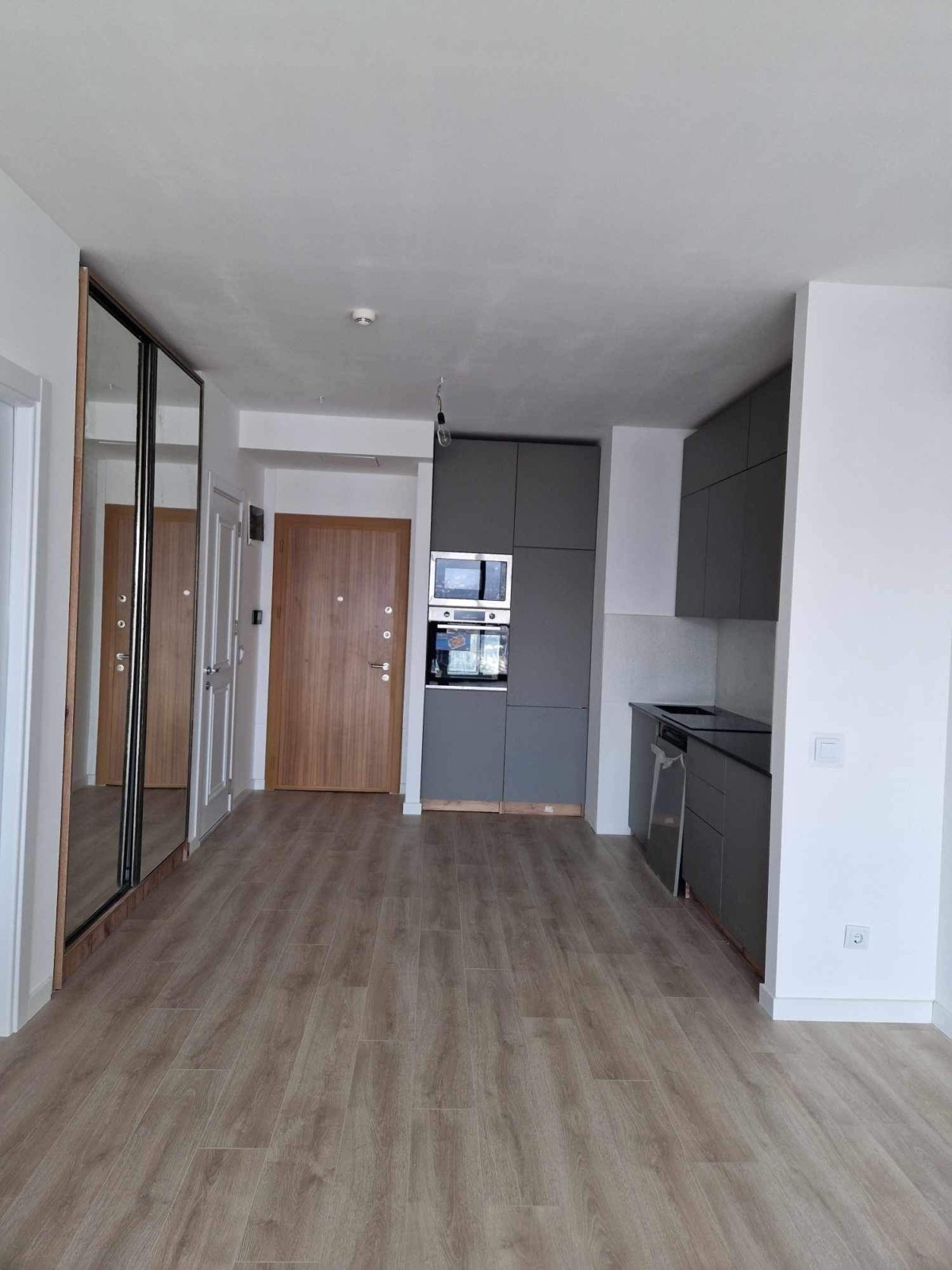 Two room apartment for sale in Porta tower