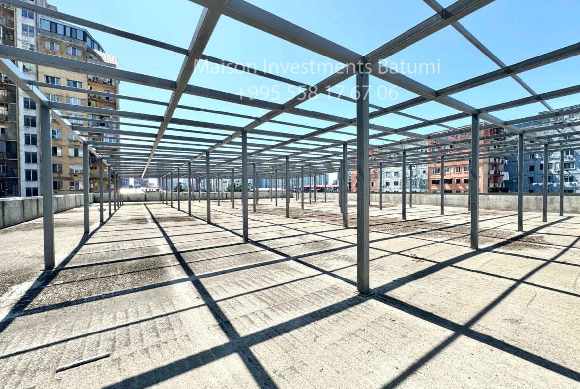 Free use commercial property in Batumi