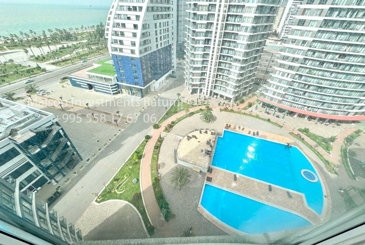 Two room apartment for sale in White sails.