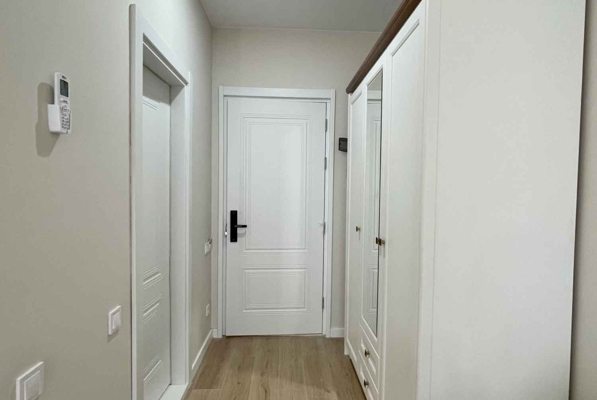 Studio apartment for sale in Steps