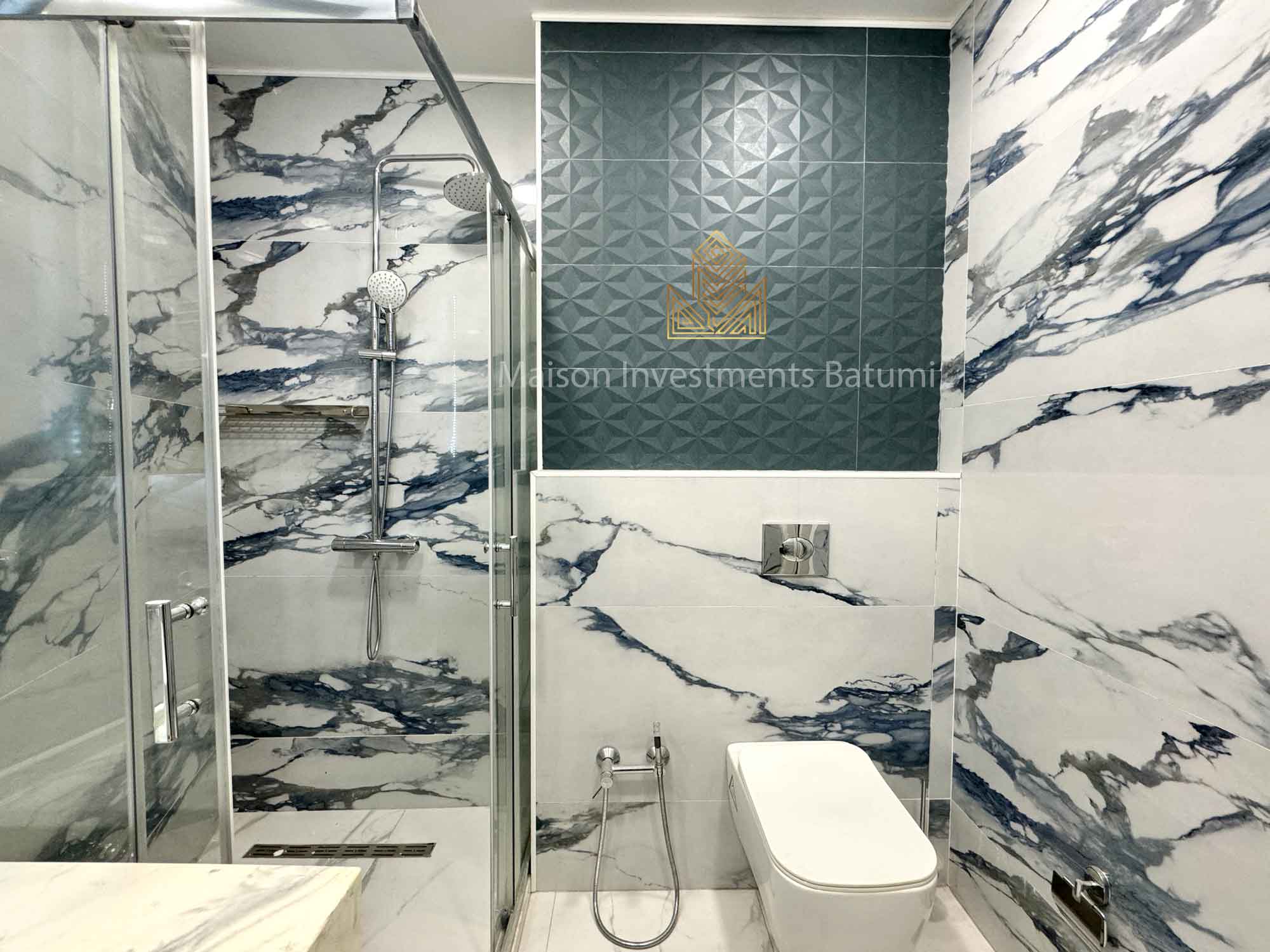 Two room apartment for sale in Dar Tower