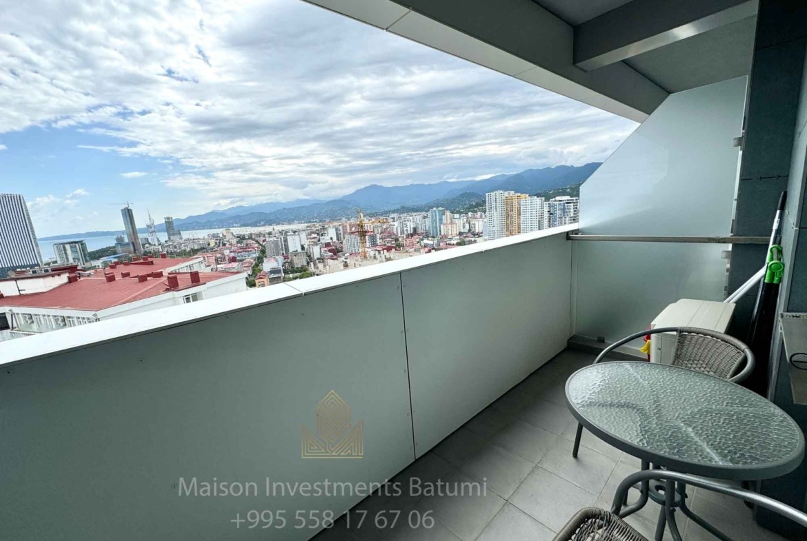 Studio apartment for sale in Alliance Palace