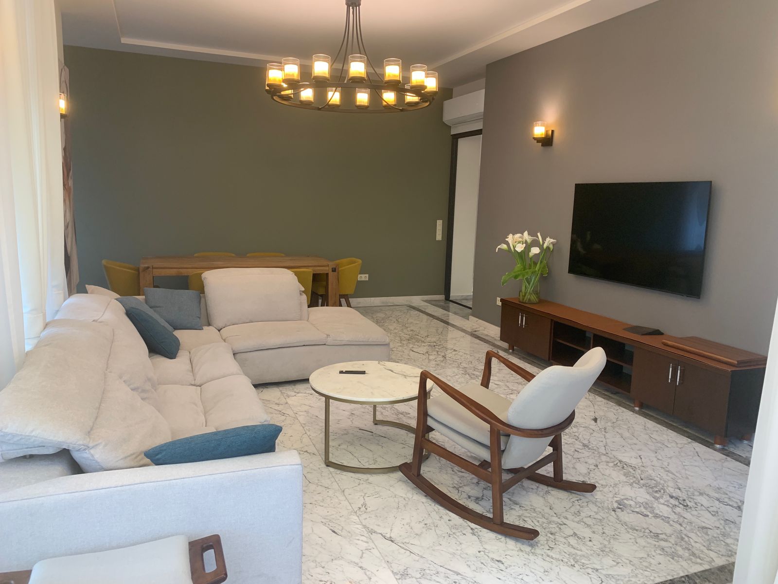 Three rooms apartment in the city center of Batumi