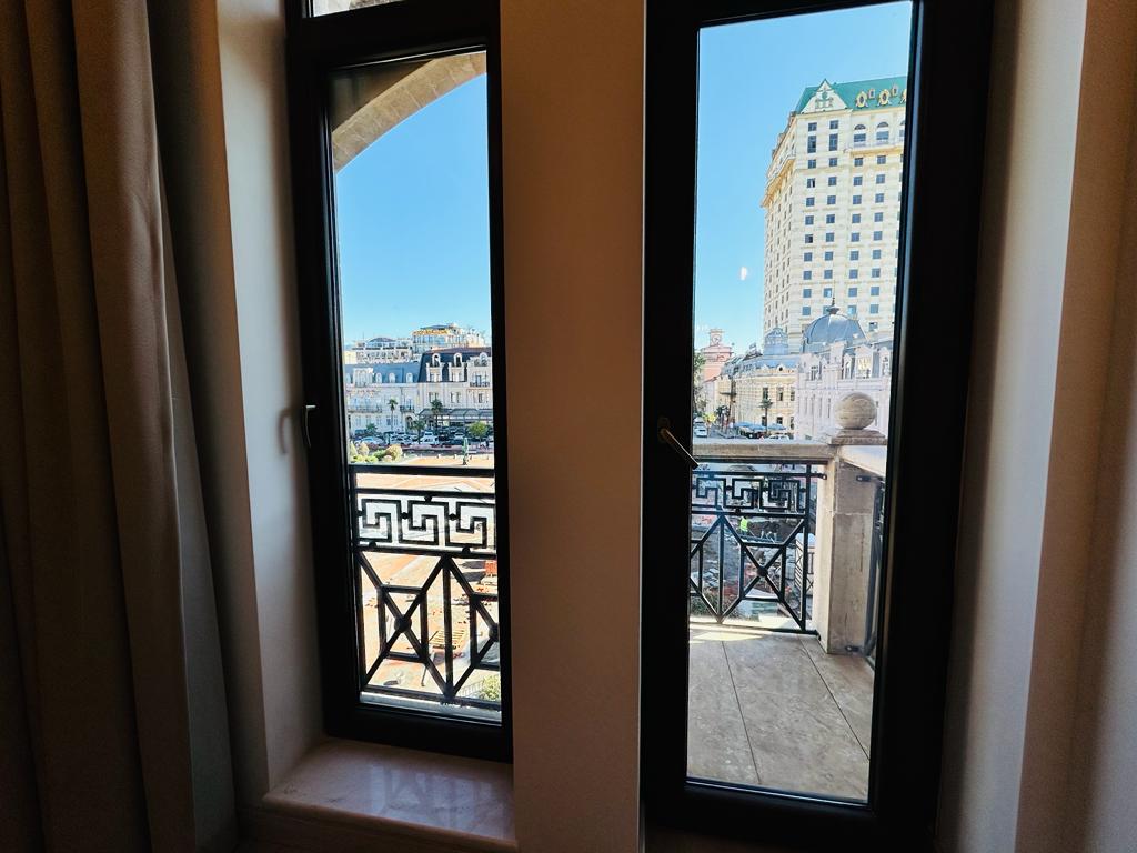 Three rooms apartment in the city center of Batumi