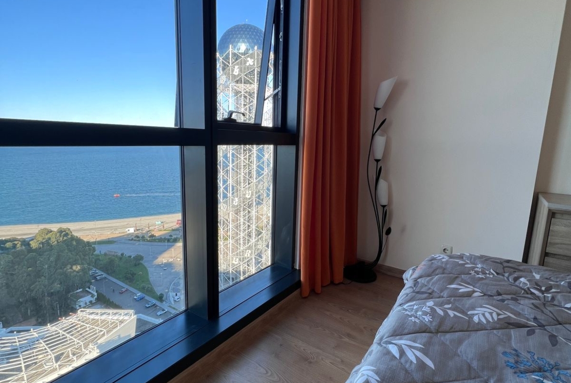 Three rooms apartment for sale in Porta Tower
