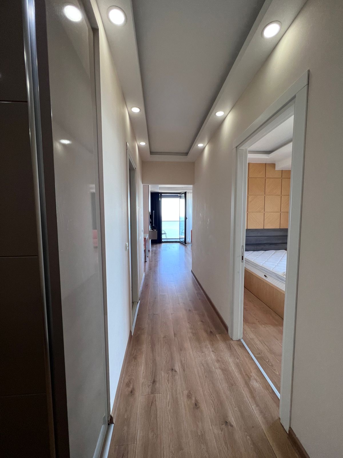Three rooms apartment for sale in Porta Tower