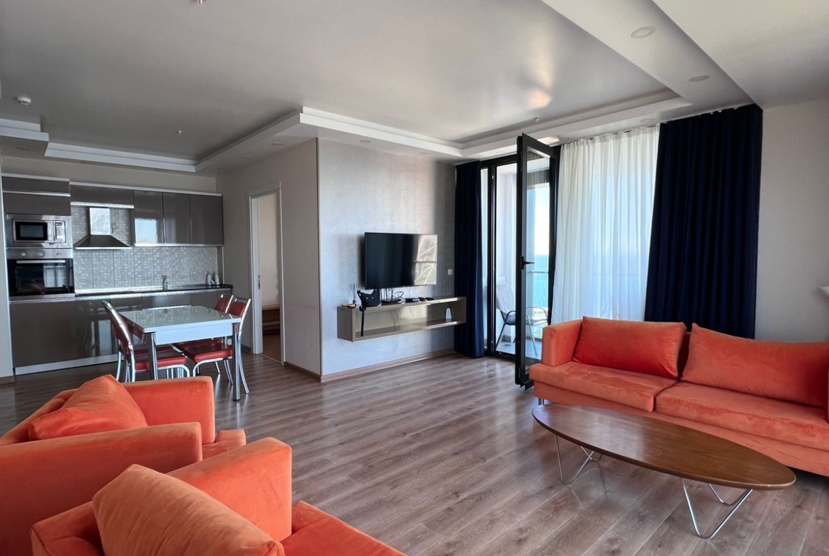 Three rooms apartment for sale in Porta Tower