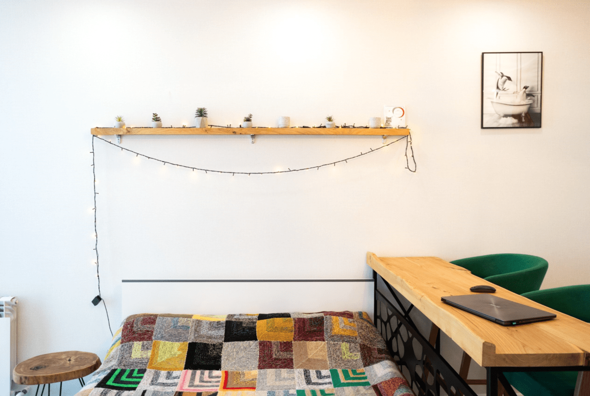 Studio apartment in New Wave
