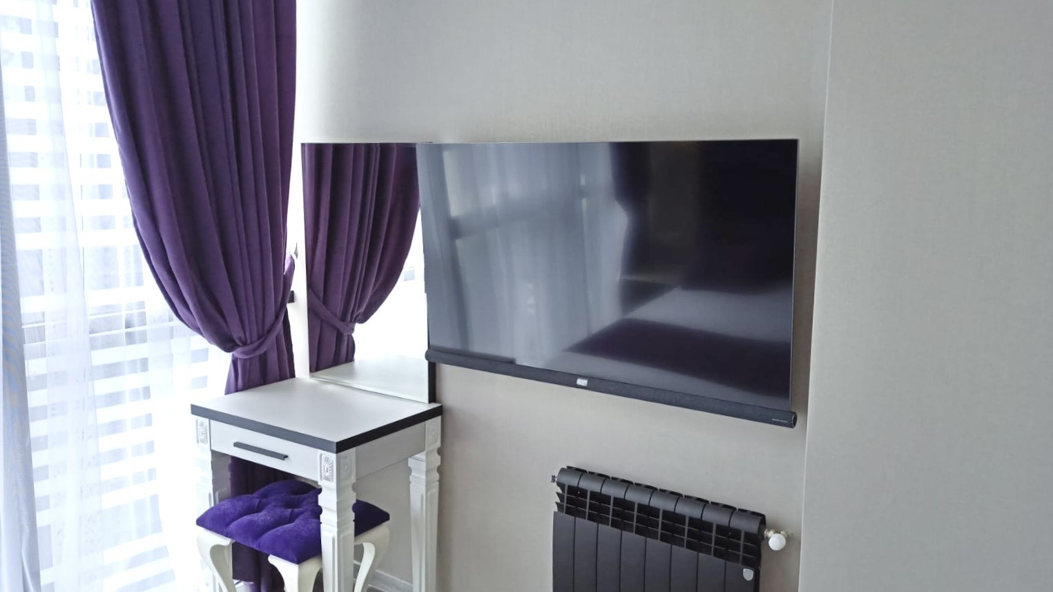 Three room apartment in New Wave