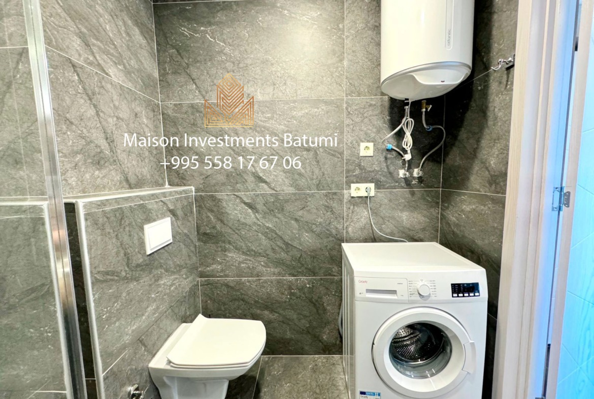 Panoramic studio apartment in Dar Tower