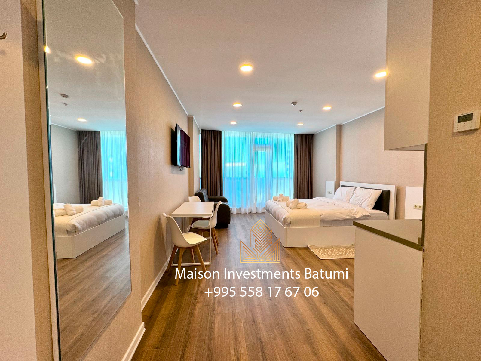 Panoramic studio apartment in Dar Tower