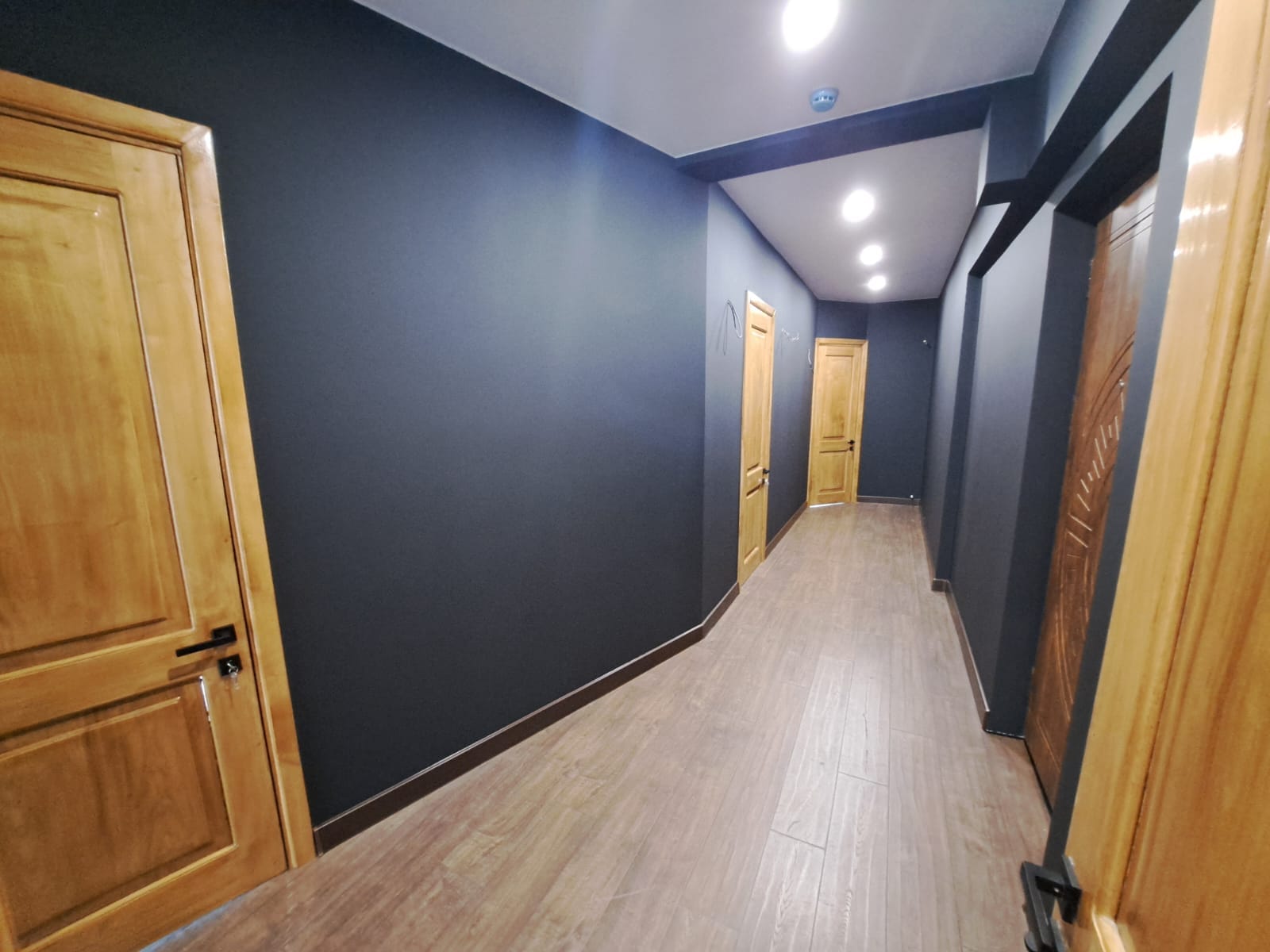 Big apartment for sale in Black Sea Towers