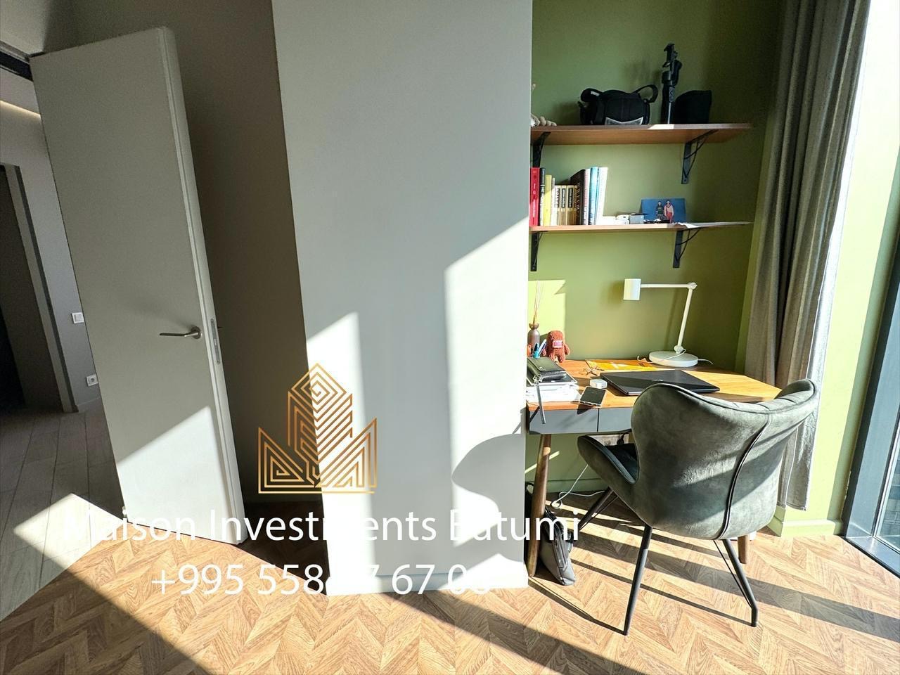 Three rooms apartment in Black sea Towers