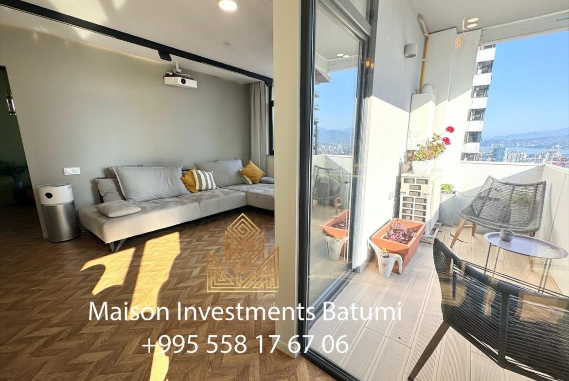 Three rooms apartment in Black sea Towers
