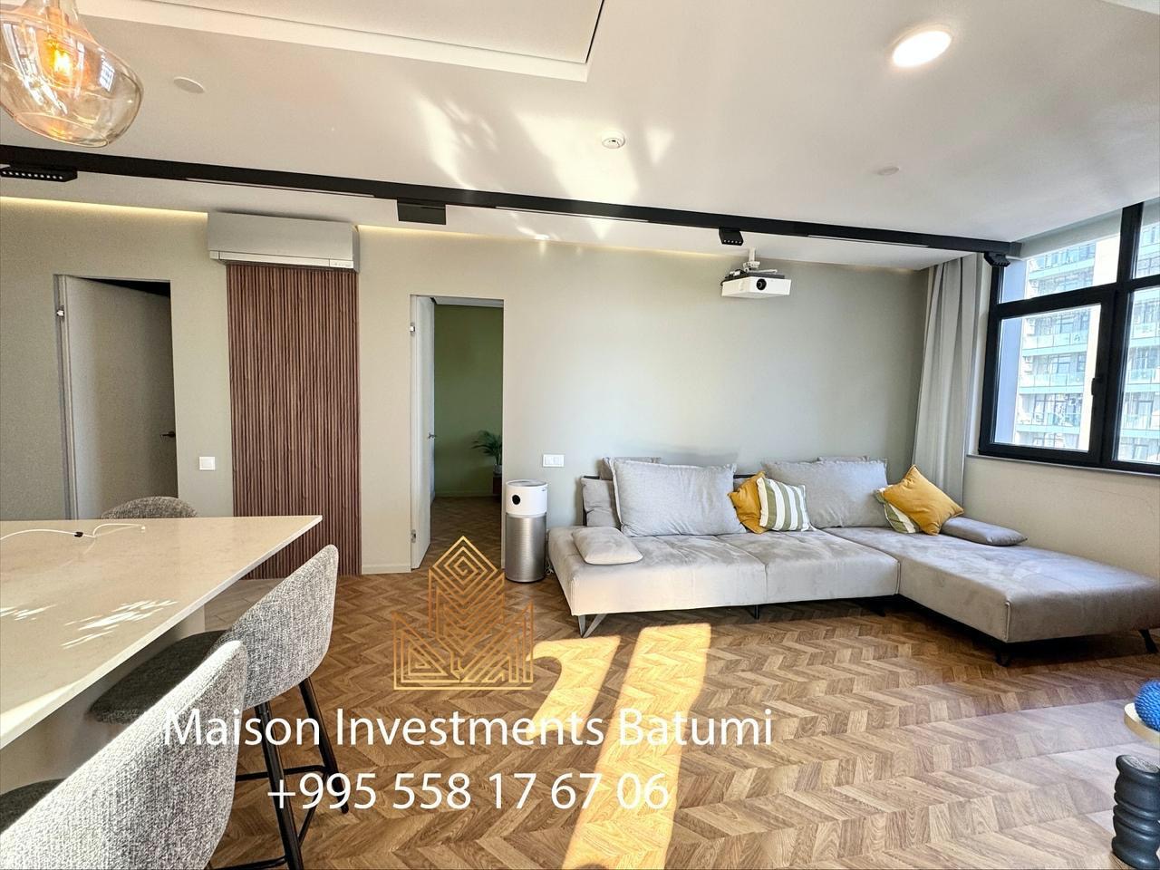 Three rooms apartment in Black sea Towers