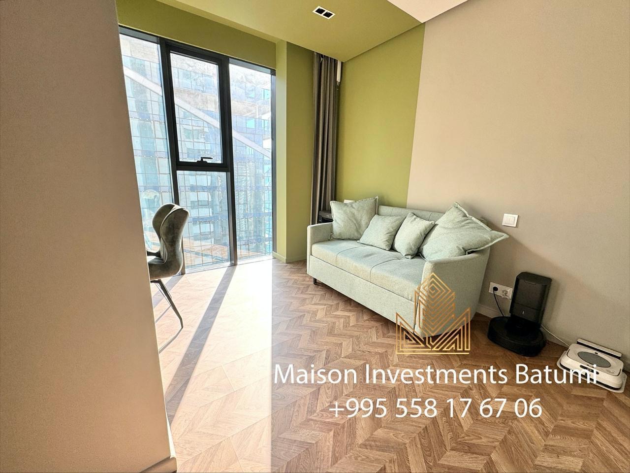 Three rooms apartment in Black sea Towers