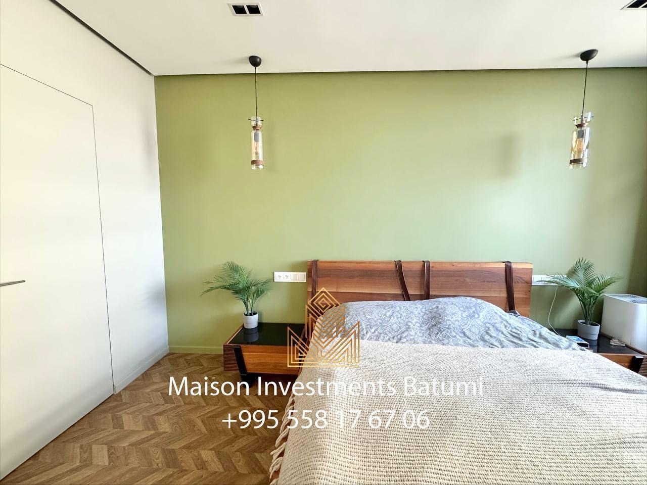 Three rooms apartment in Black sea Towers