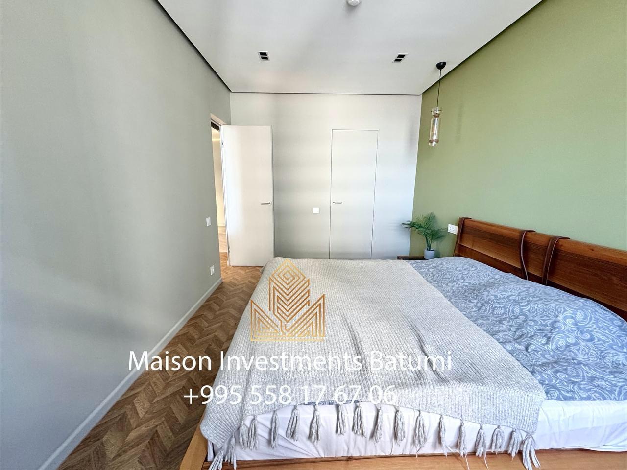Three rooms apartment in Black sea Towers