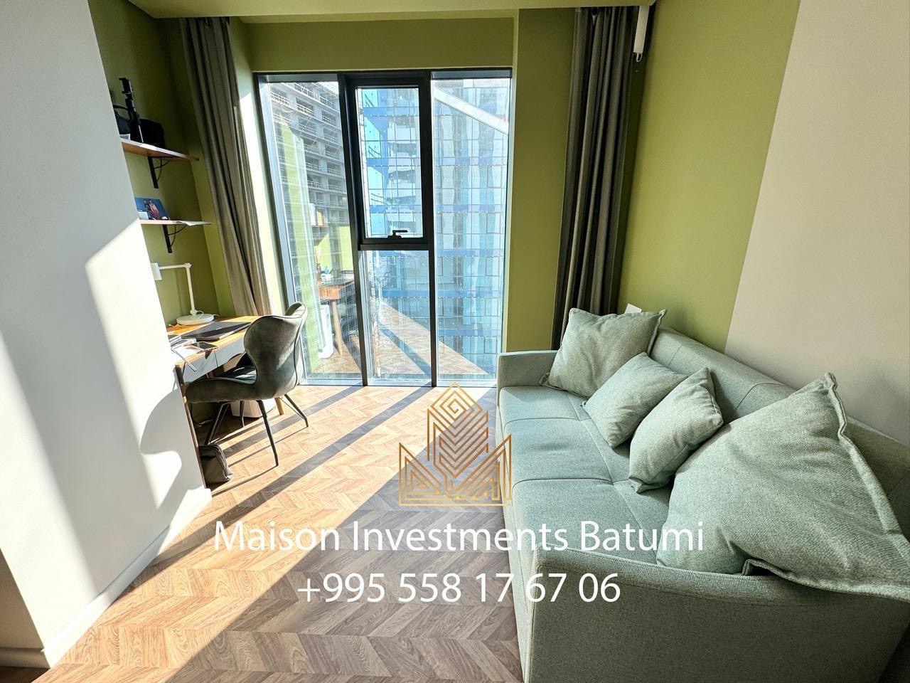 Three rooms apartment in Black sea Towers