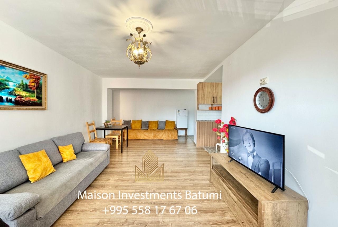 Two rooms apartment in the old city of Batumi