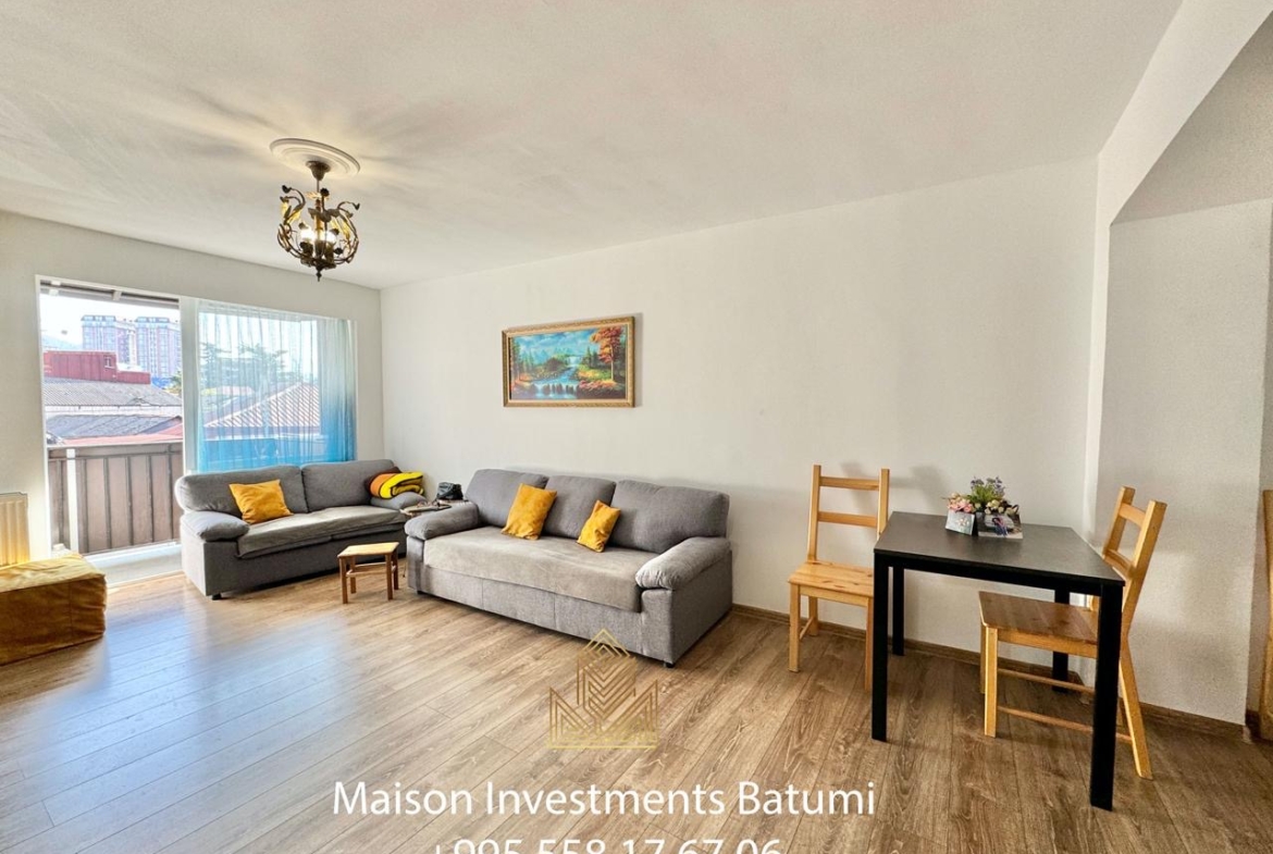 Two rooms apartment in the old city of Batumi