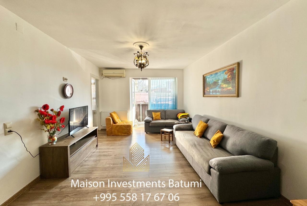Two rooms apartment in the old city of Batumi