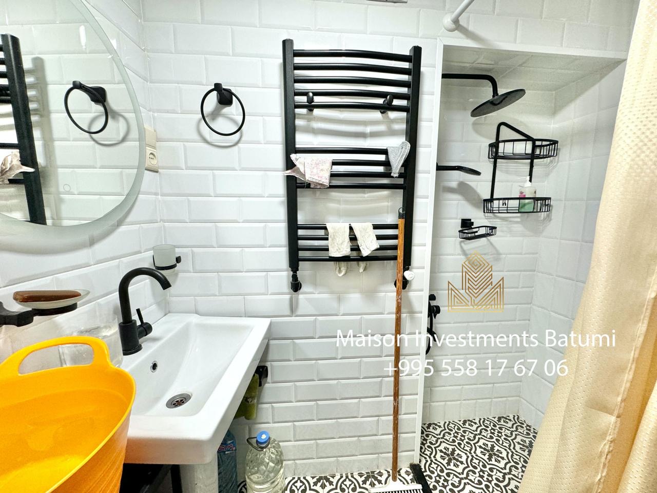 Two rooms apartment in the old city of Batumi