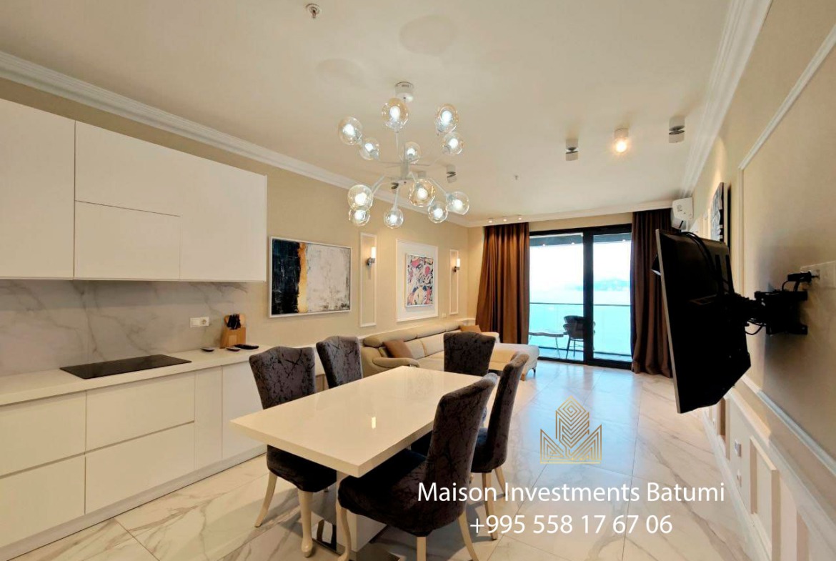 Two rooms apartment in Porta Tower
