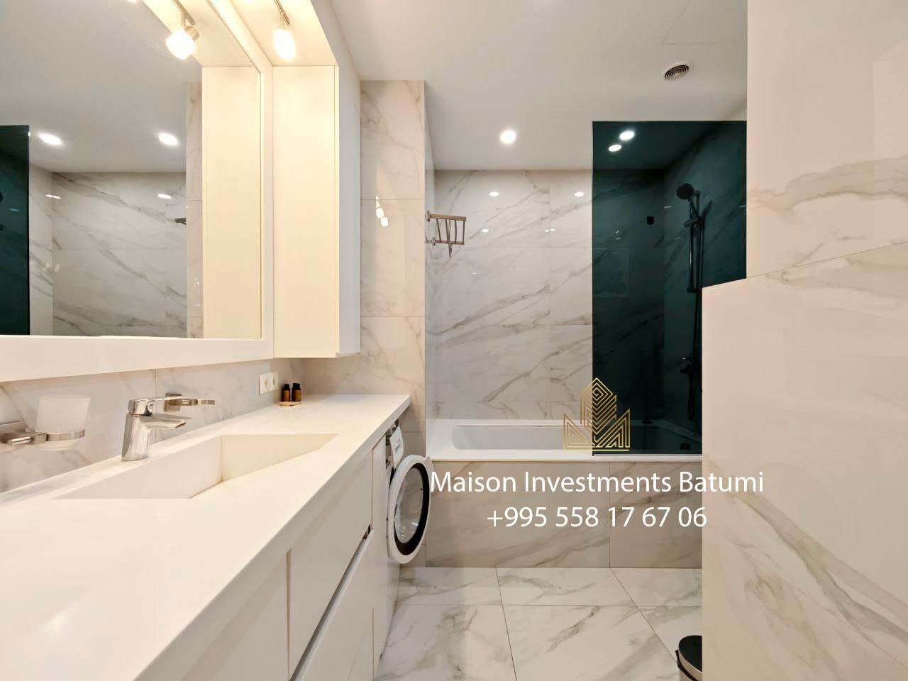 Two rooms apartment in Porta Tower