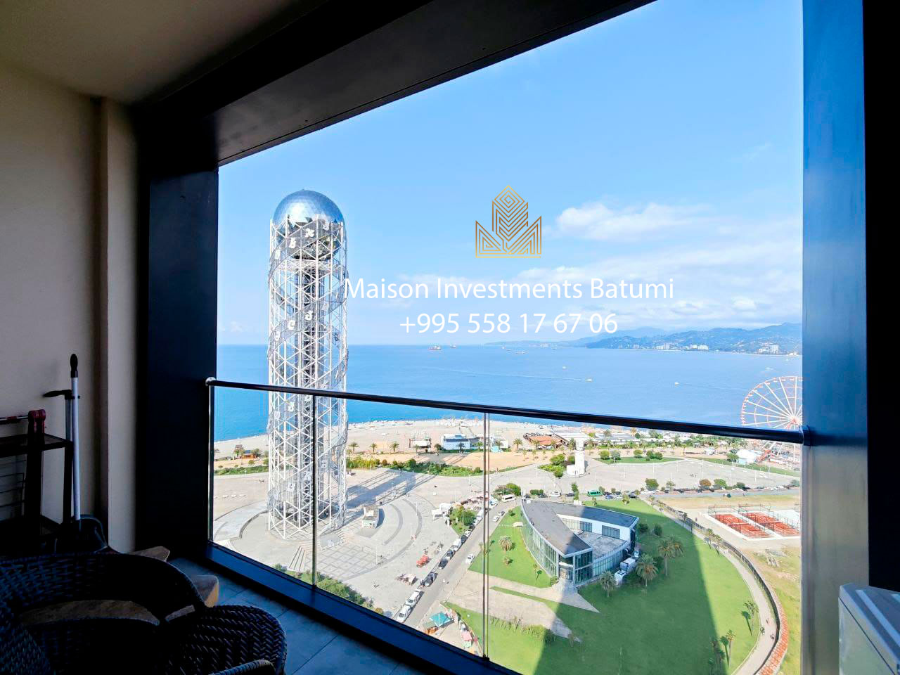 Two rooms apartment in Porta Tower