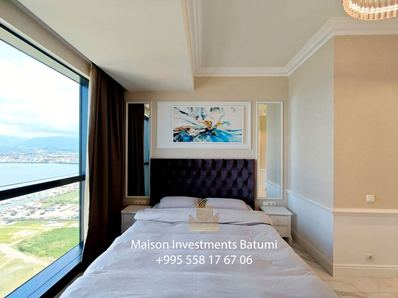 Two rooms apartment in Porta Tower