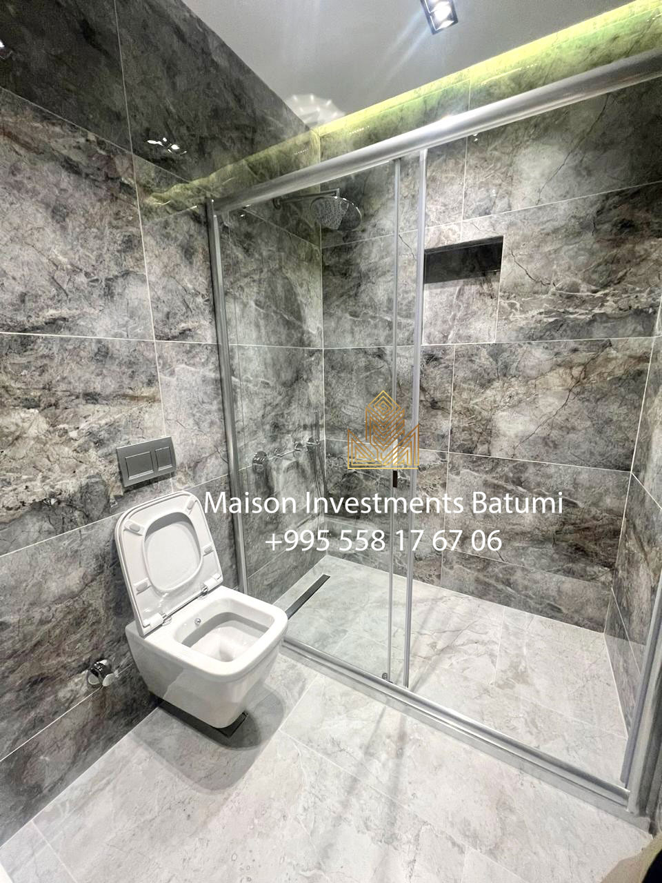 Three rooms apartment in Porta Tower