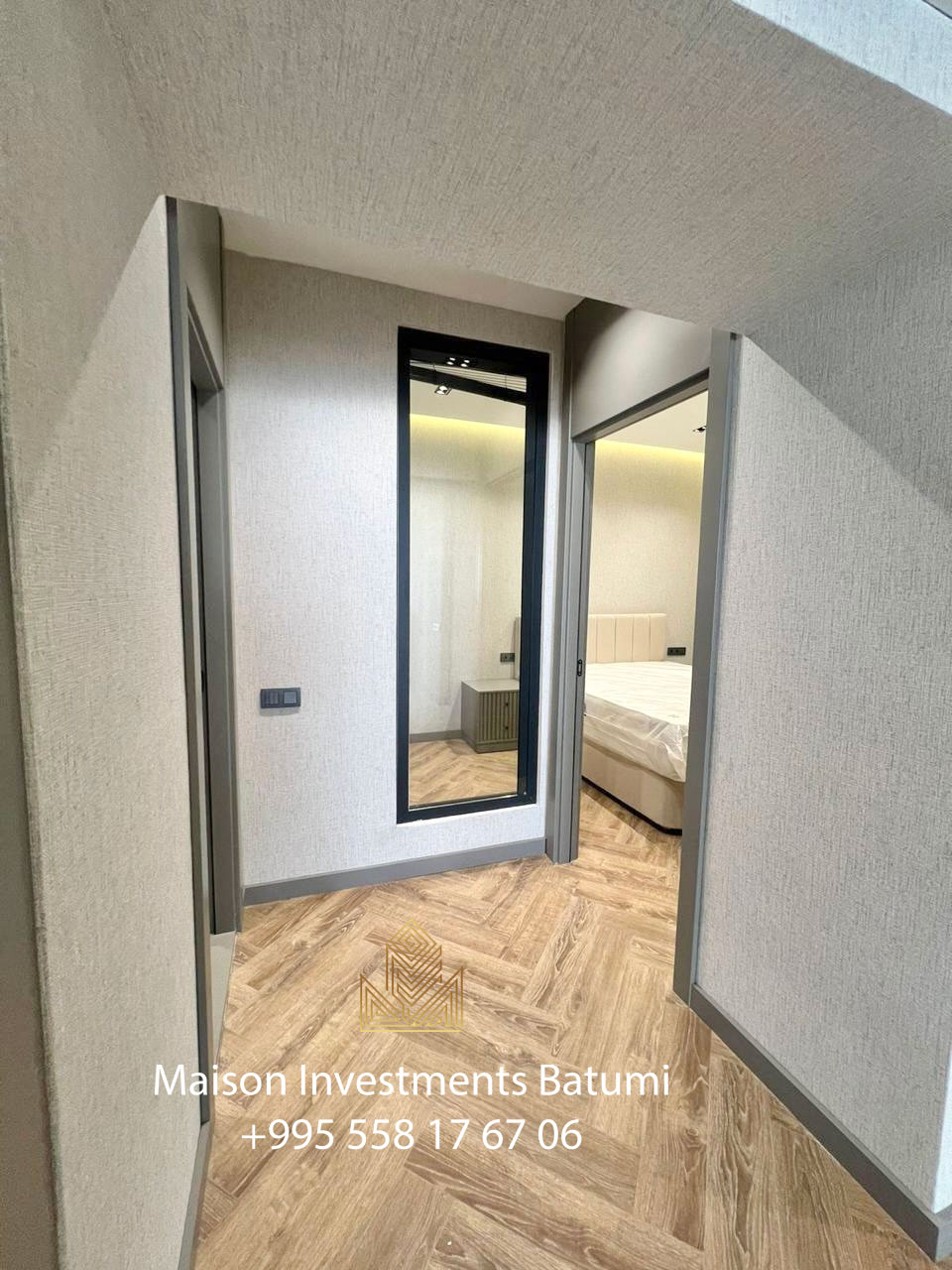 Three rooms apartment in Porta Tower