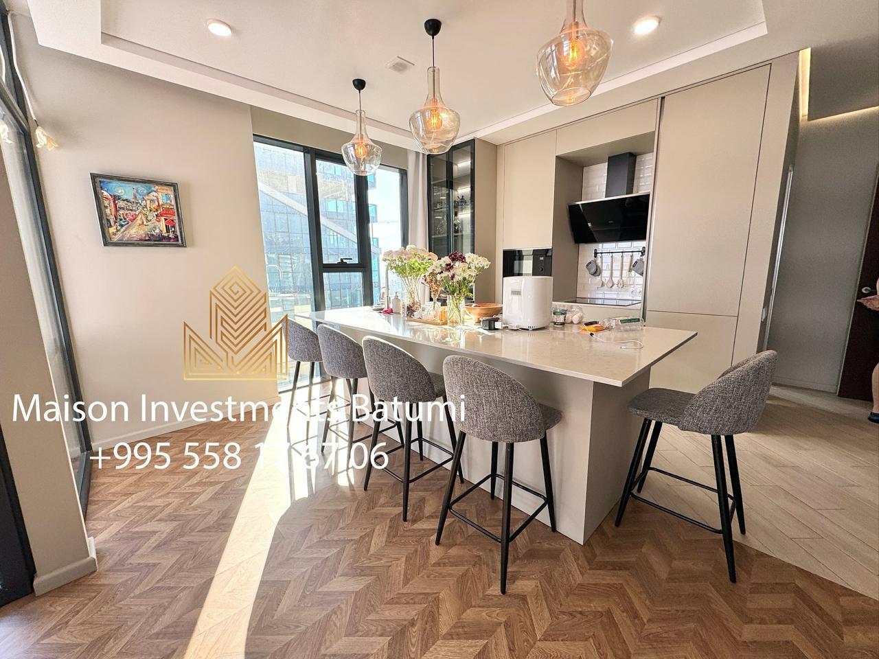 Three rooms apartment in Black sea Towers