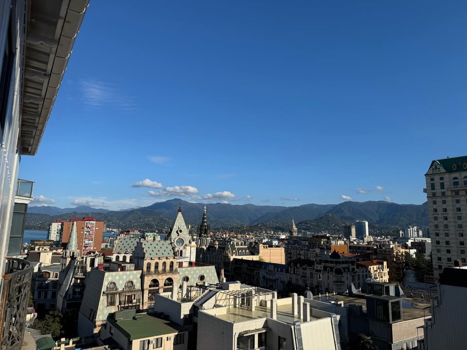 Big apartment for sale in the city center