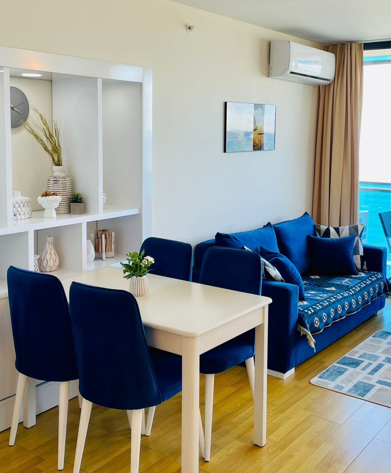 Three room apartment in Orbi City