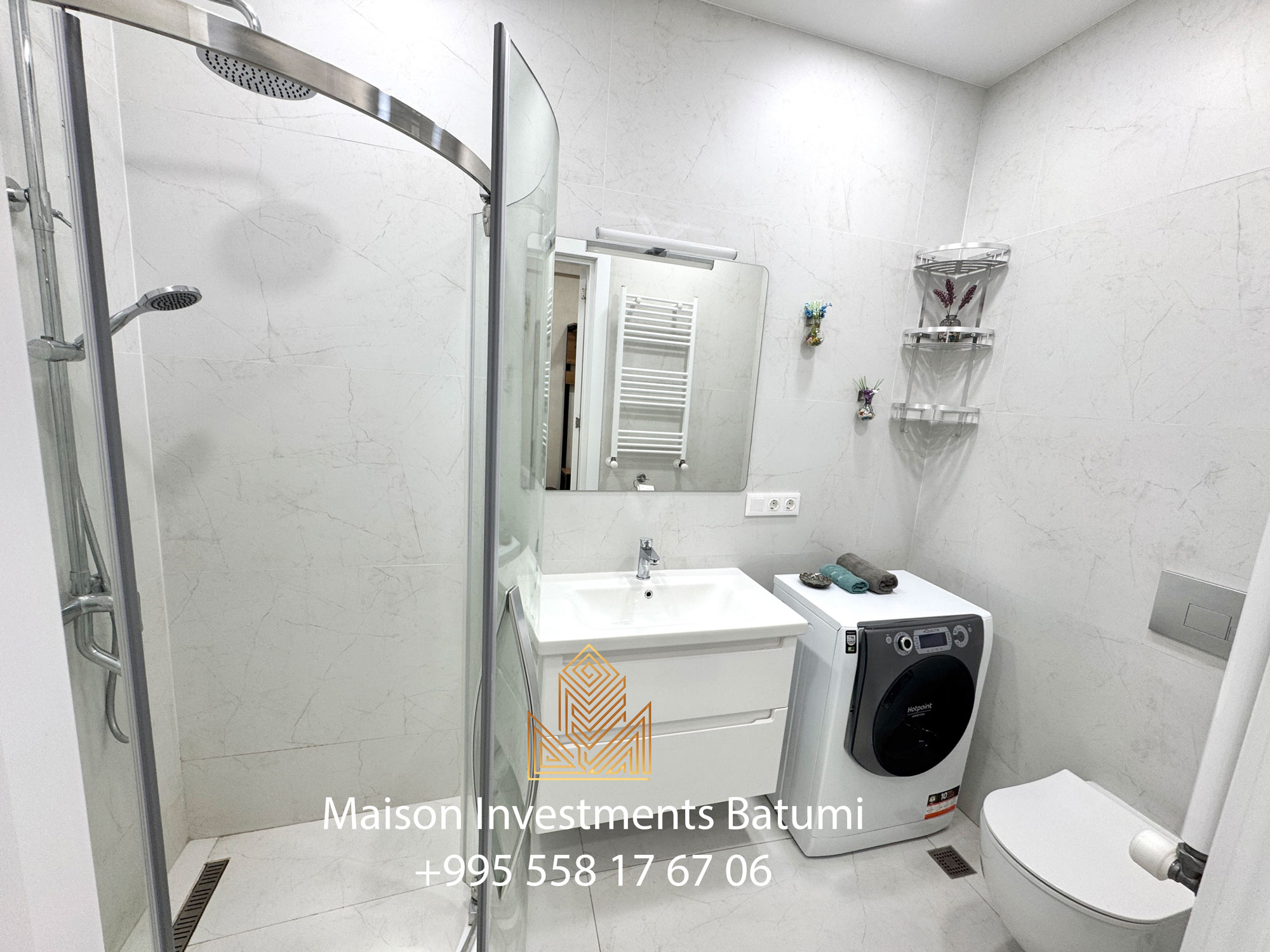 Three rooms apartment in Black Sea Towers